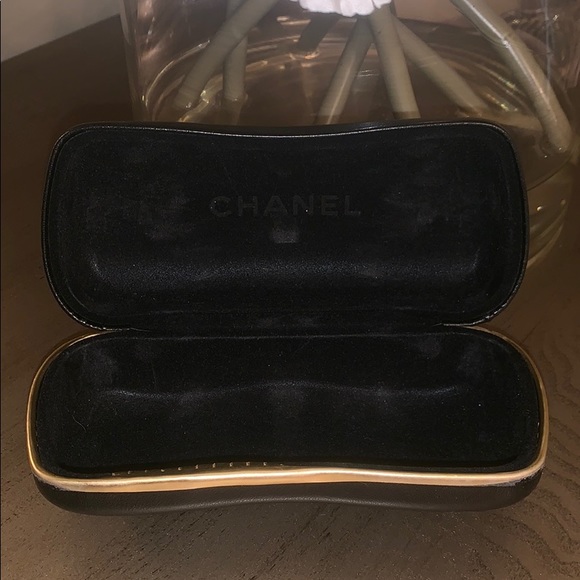 CHANEL PEARL SUNGLASSES